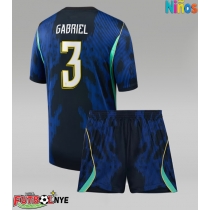 Camiseta Brasil Gabriel Magalhaes #3 Visitante Equipación para niños Mundial 2026 manga corta (+ pantalones cortos)